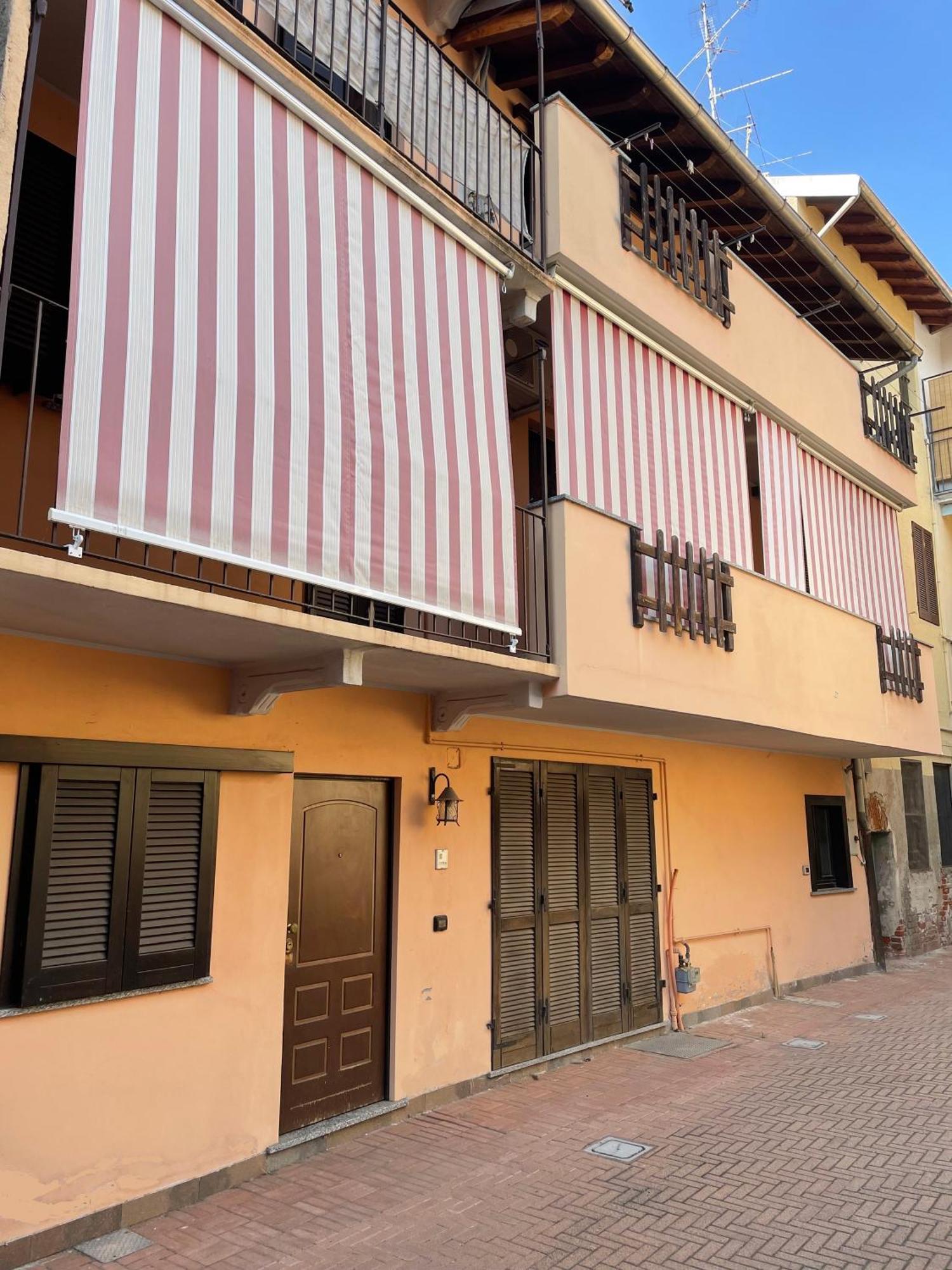 Court Inn Galliate 外观 照片